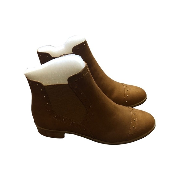 Ankle Suede Booties by Liz Claiborne NIB - Picture 3 of 13